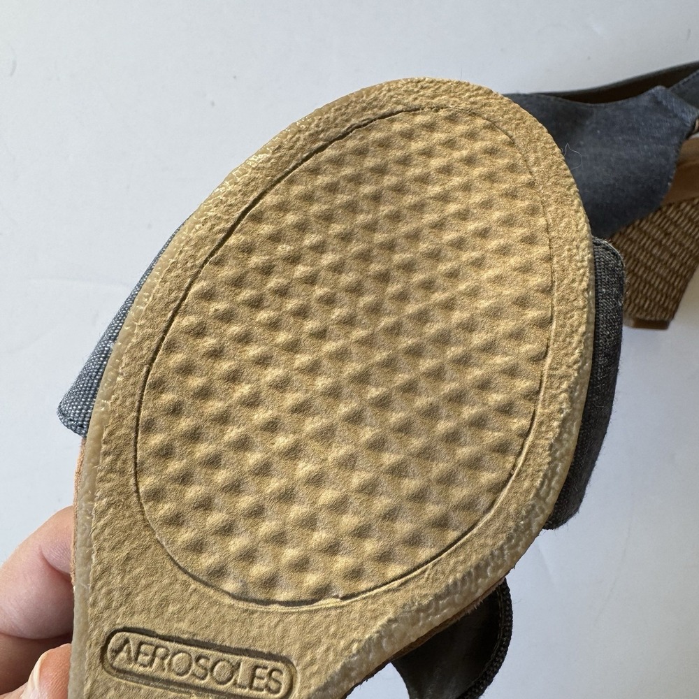 Aerosoles |  "Coco Plush" Women's Denim Blue Wedge Weave Sandals Size 9 Rattan - Picture 7 of 9